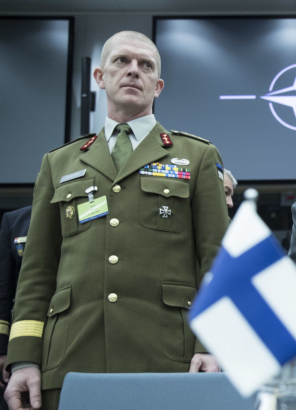 Командующий Силами обороны генерал-майор Мартин Херем заявил, что если увеличить расходы на оборону до 6,5% ВВП, то Эстония одна могла бы противостоять атаке России.