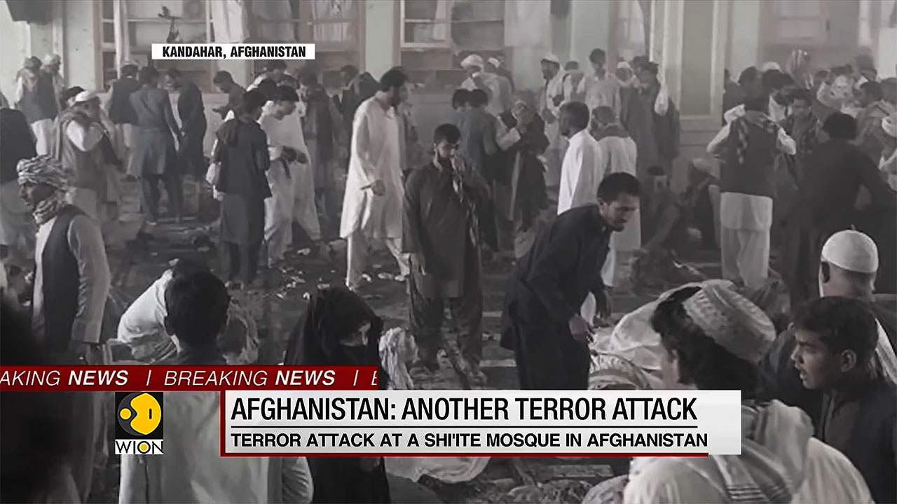 B прошлом месяце талибы резко осудили теракт в шиитской мечети и пообещали найти и наказать виновных.