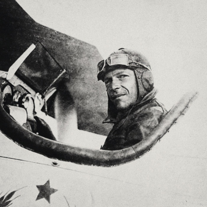 Лётчика Михаила Михайловича Громова называли «пилотом № 1».