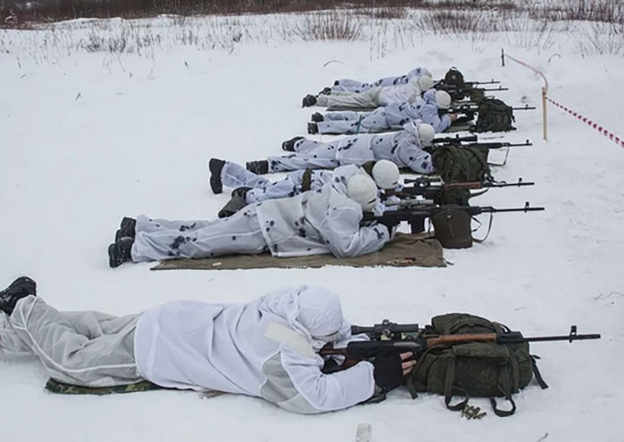 В первых числах декабря подготовку к масштабным учениям начали военнослужащие снайперских подразделений.
