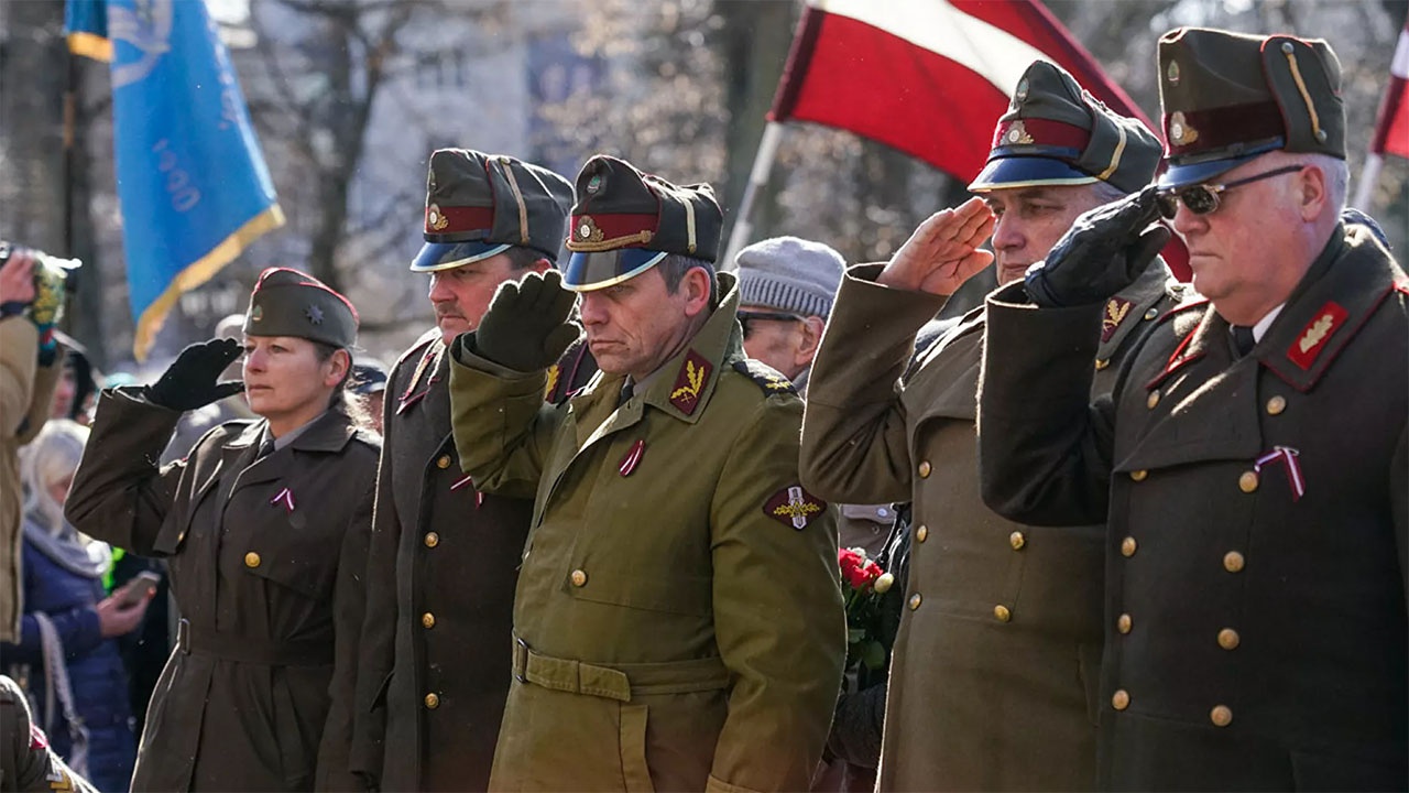 Заболели Латвия, Литва и Эстония русофобией задолго до зависимой независимости