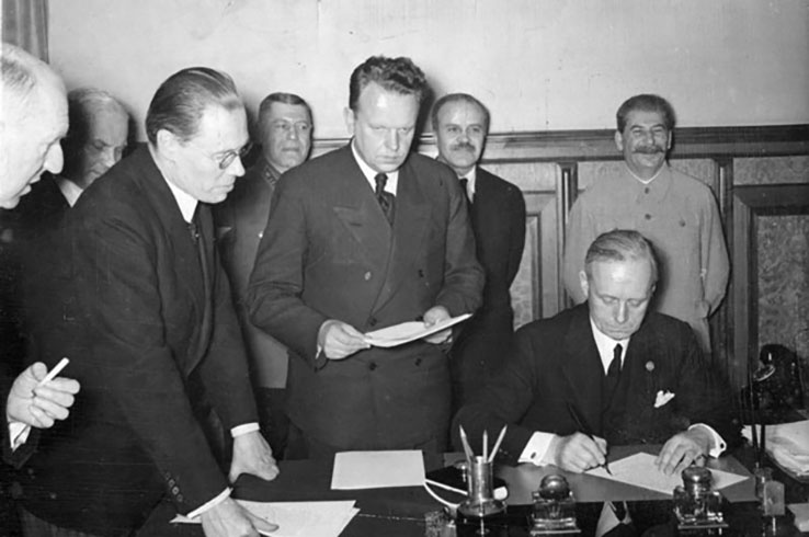 23 сентября 1939 году был подписан Договор о ненападении между Германией и СССР.