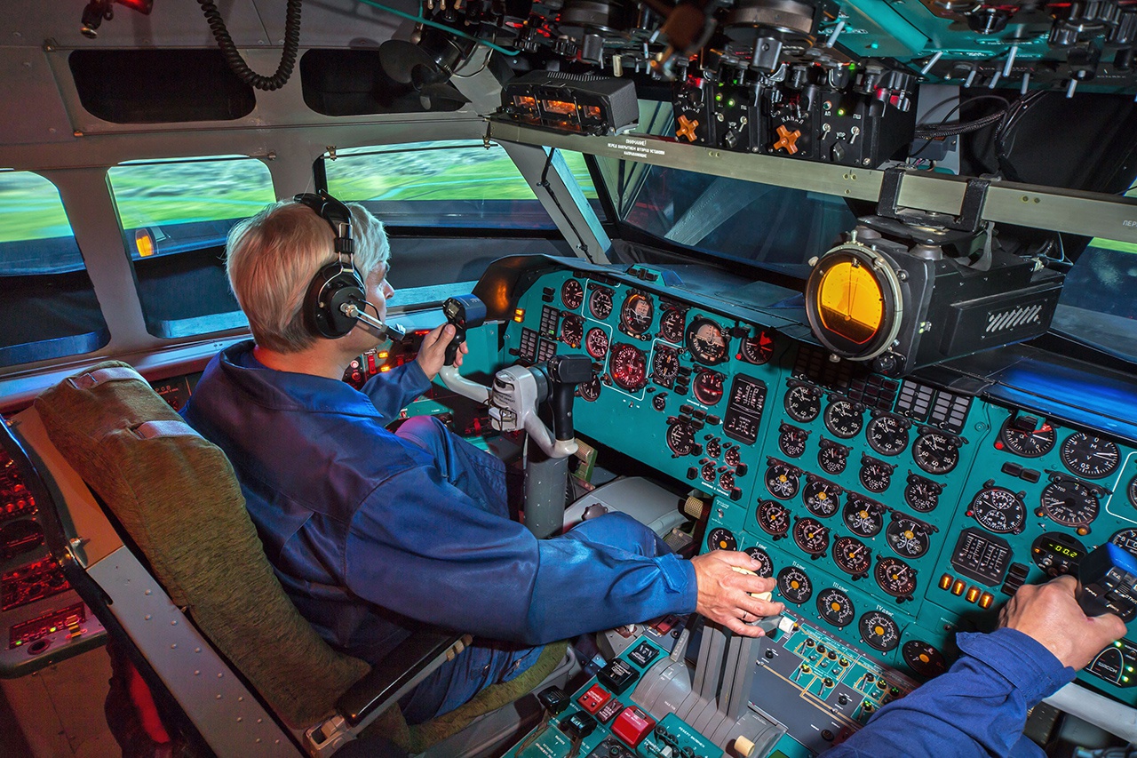 Тренажёр Ил-78. Тренажёр считается пригодным к эксплуатации только после того, как пройдёт государственные испытания.