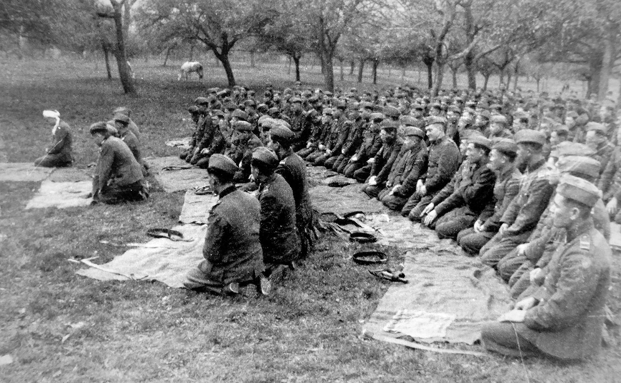 При Токаеве реабилитация «жертв борьбы за независимость» распространилась на гитлеровских коллаборантов из Туркестанского легиона.