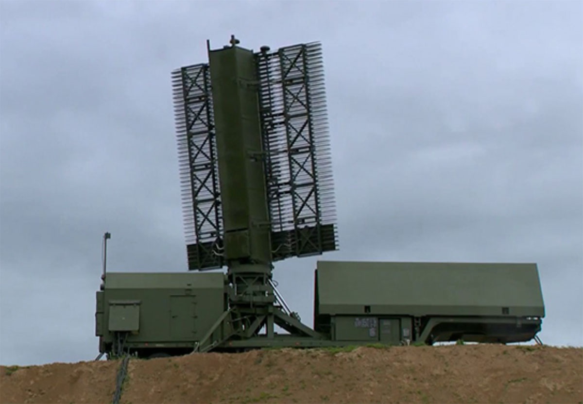 Новые радиолокационные станции РТВ поступили в войска ВВО в Хабаровском крае.
