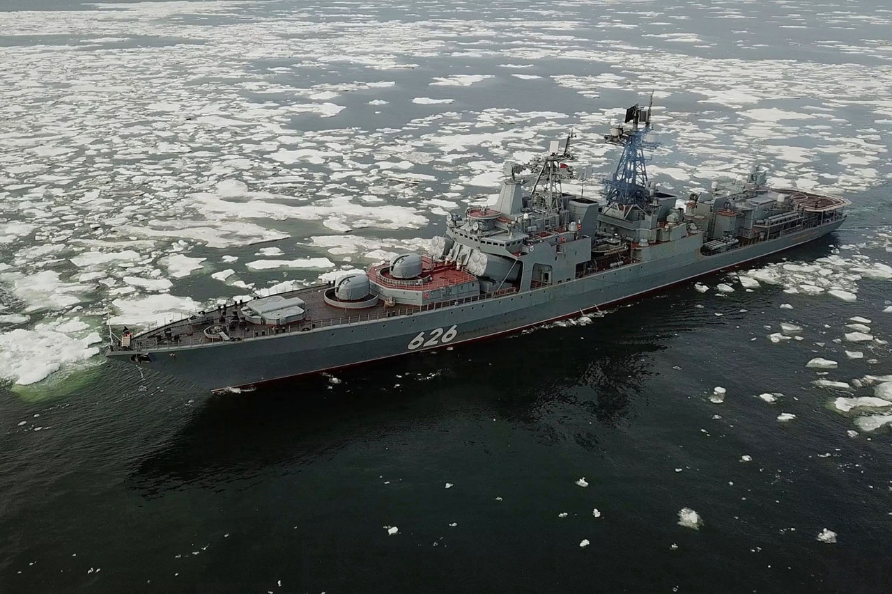 БПК «Вице-адмирал Кулаков» на учениях в Баренцевом море.