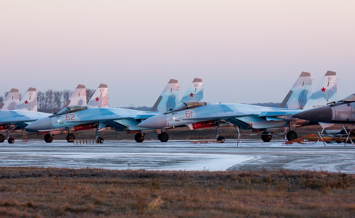 Группа истребителей Су-35С ВВО перебазировалась на белорусские аэродромы.