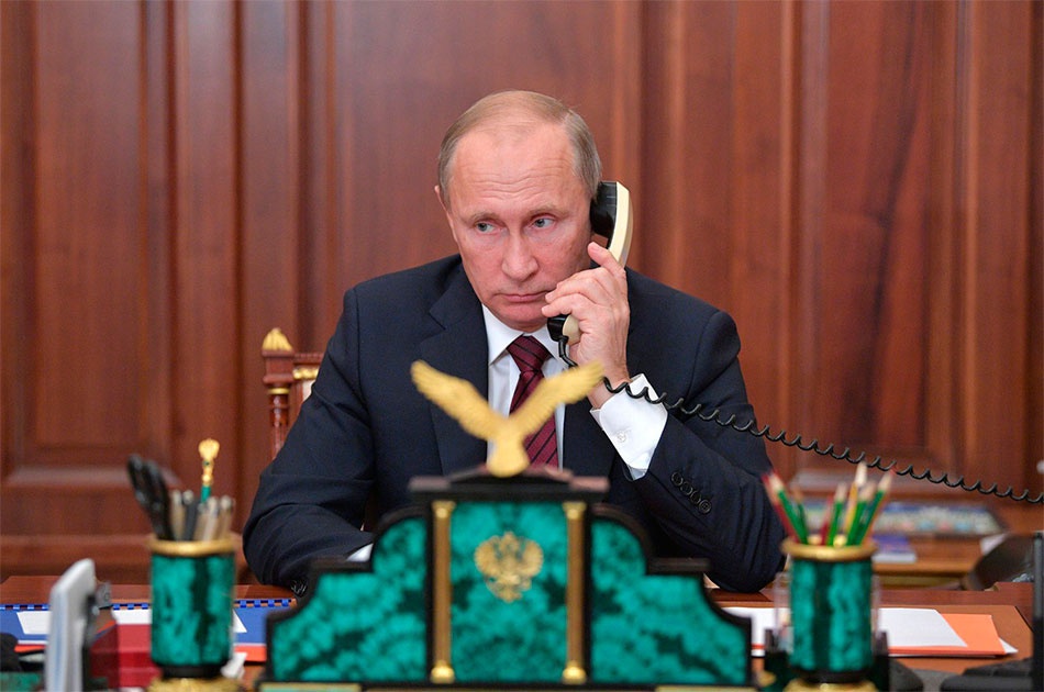 Президент РФ Владимир Путин  провёл телефонные переговоры с главами Кубы, Венесуэлы и Никарагуа.