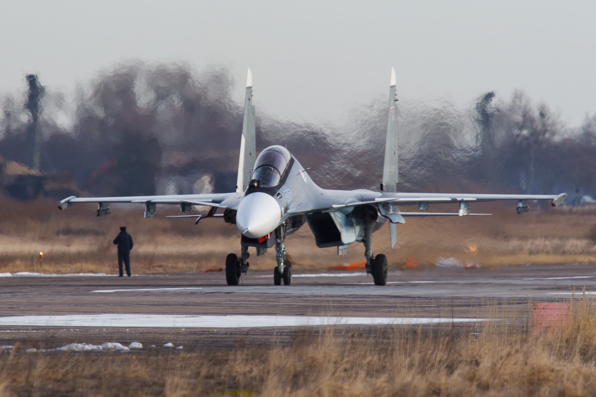 Поступление новых истребителей Су-30СМ2 существенно повысит боевую мощь Балтийского флота.