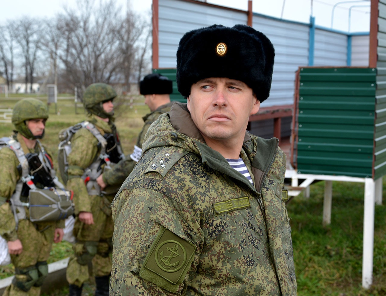 Капитан Сергей Байдаков - профи воздушно-десантной подготовки.