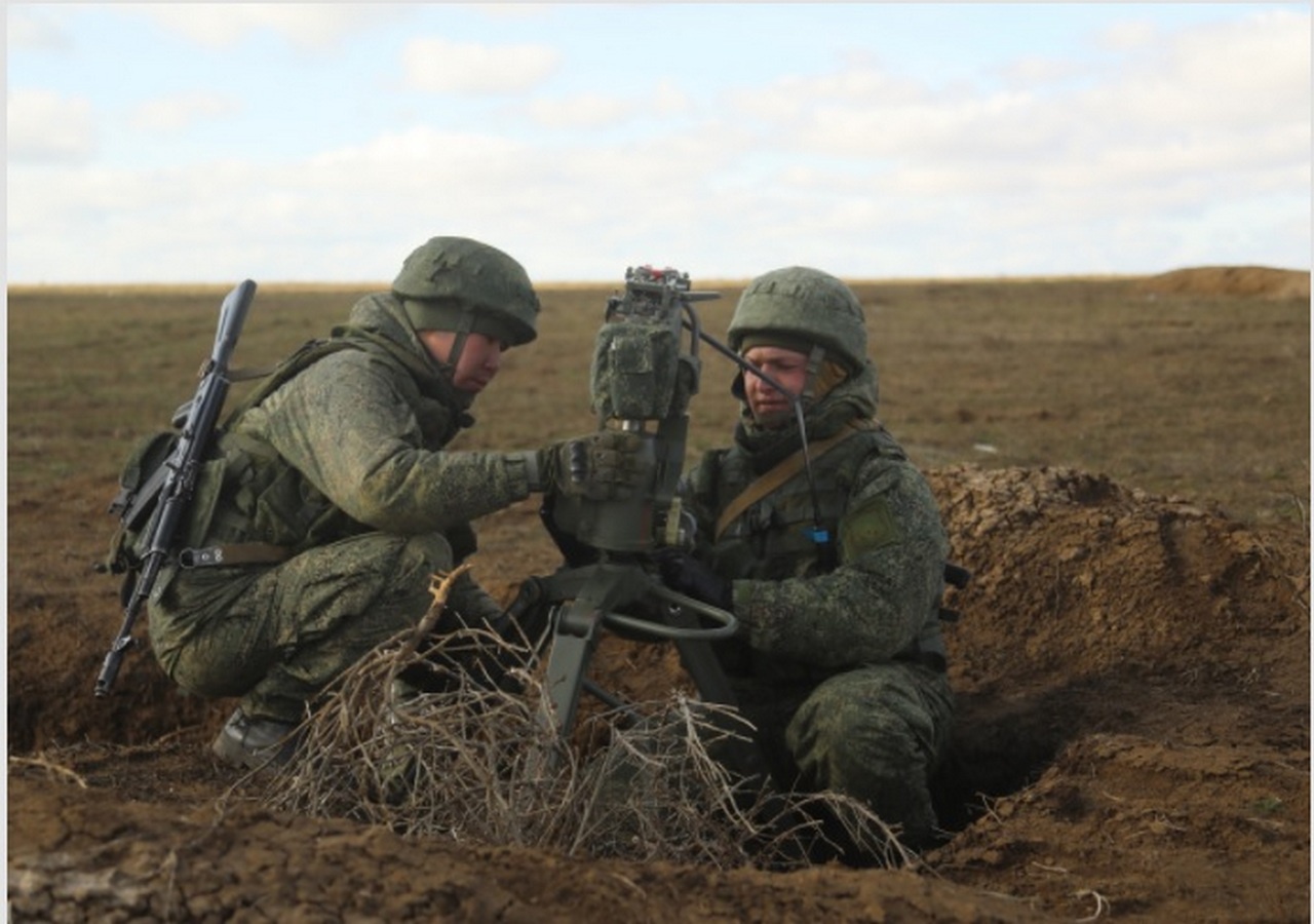 В Крыму в ходе лагерного сбора расчёты ПТРК осваивают новейшие элементы боевого порядка.