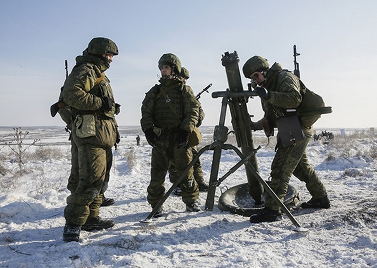 В Саратове первые подразделение артиллеристов ВВО завершили обучение по специальному циклу подготовки миномётных подразделений в учебном подразделении «Стальная вьюга».