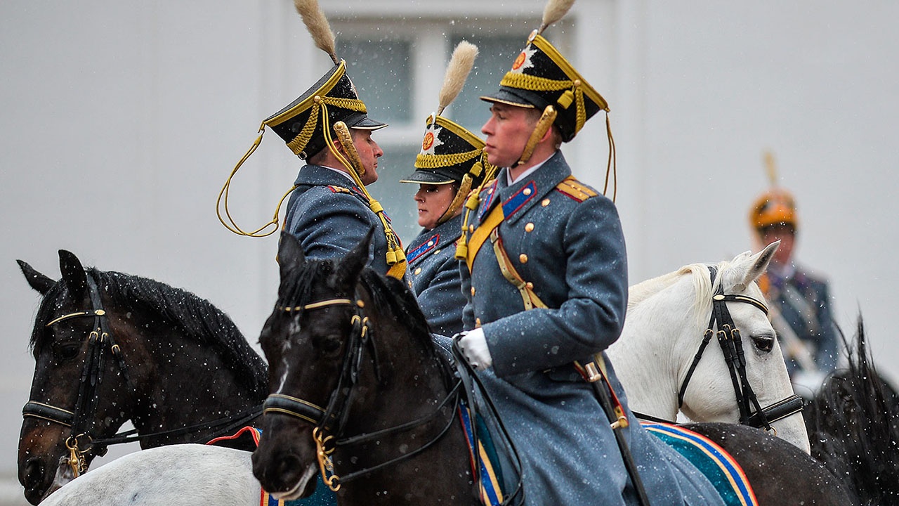 Президентский полк: на лихом немецком коне
