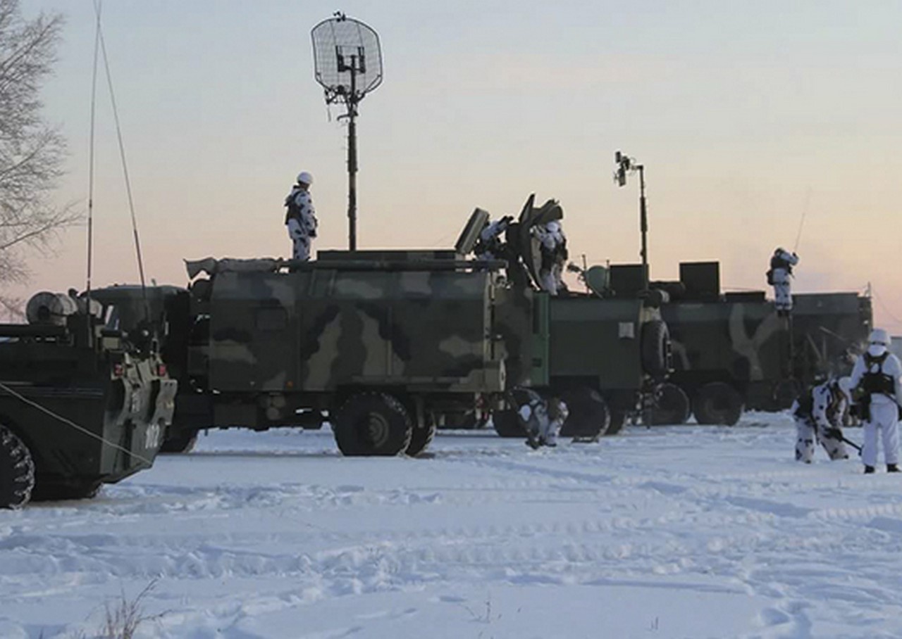 В войсках ЗВО проведена масштабная радиотренировка в рамках единого дня специалиста войск связи.