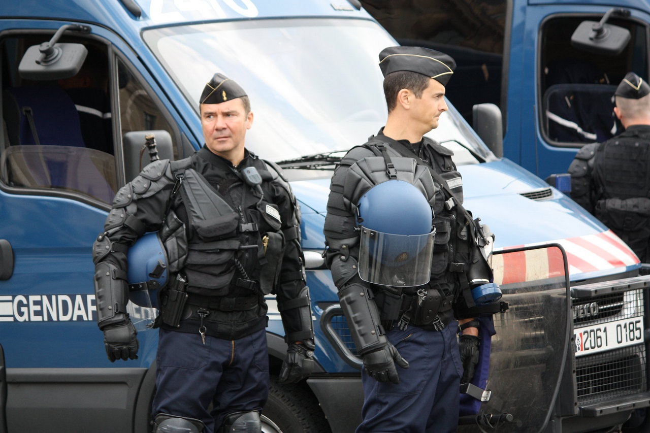 Французской жандармерии нашли новую работу на Украине.