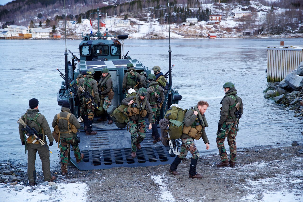 Нидерландские военнослужащие приняли участие в манёврах НАТО Cold Response 2022 в Норвегии.