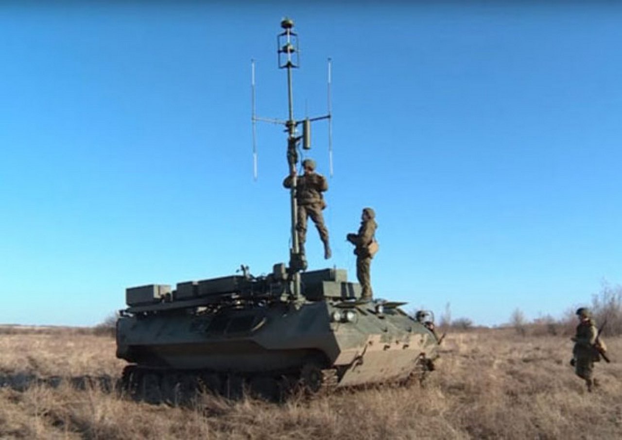 Комплекс РЭБ «Борисоглебск-2» готовится к боевой работе.