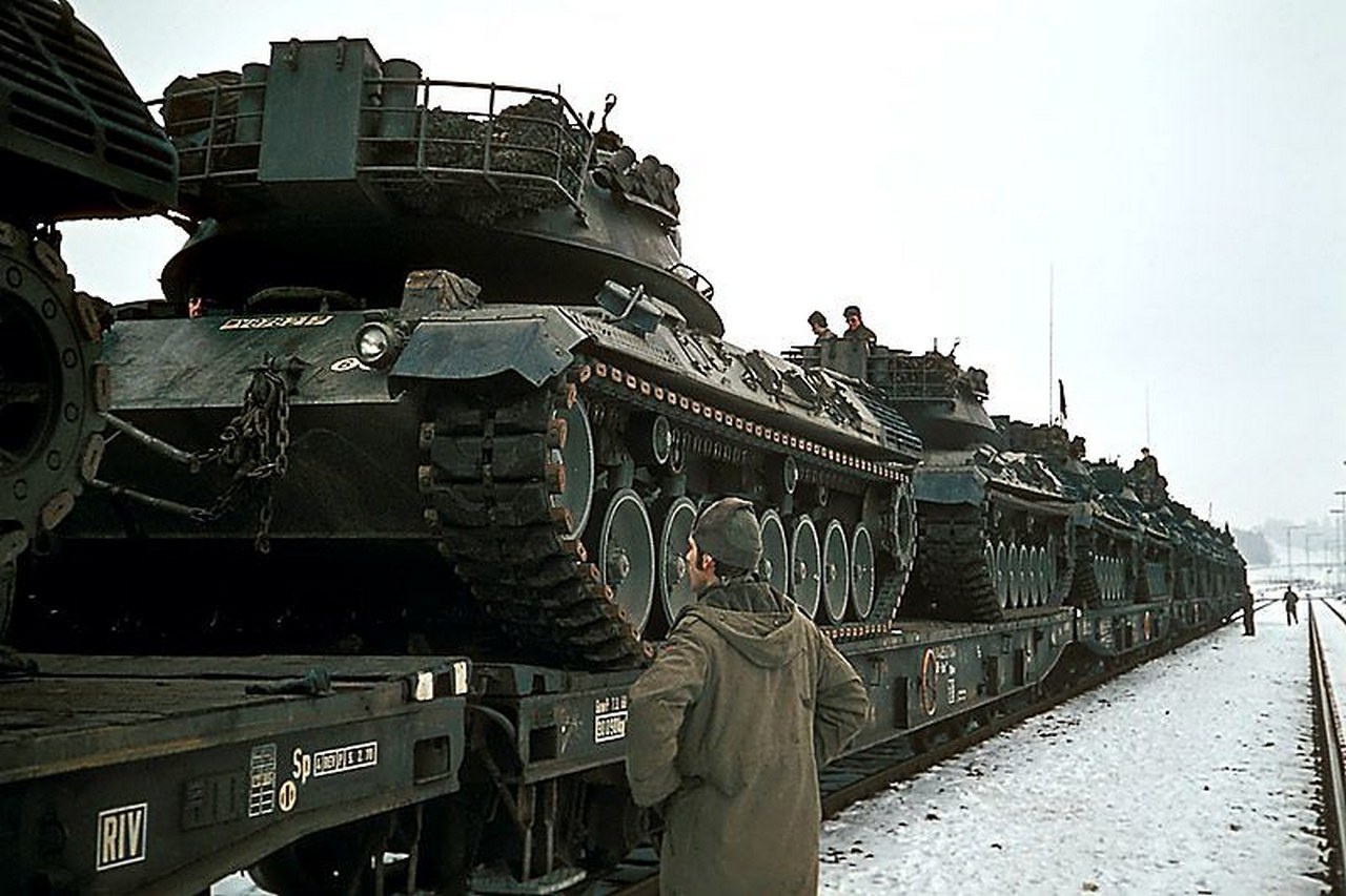 Половина танков скорее всего пойдут не на Украину, а на запчасти.