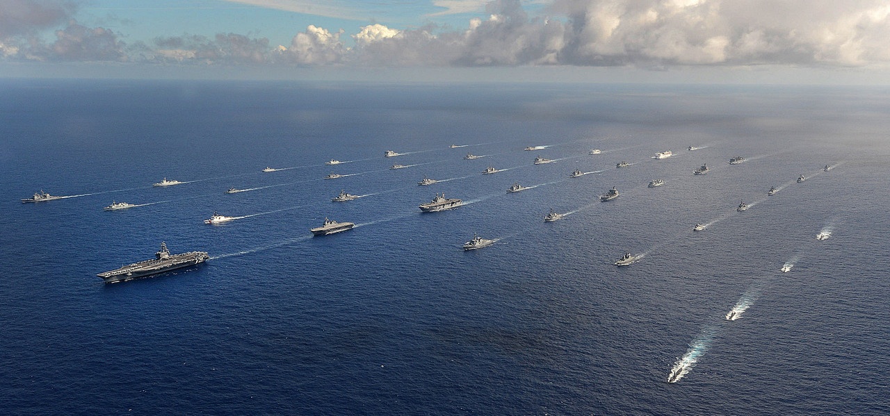 В зоне Тихого океана базируется около 100 кораблей.