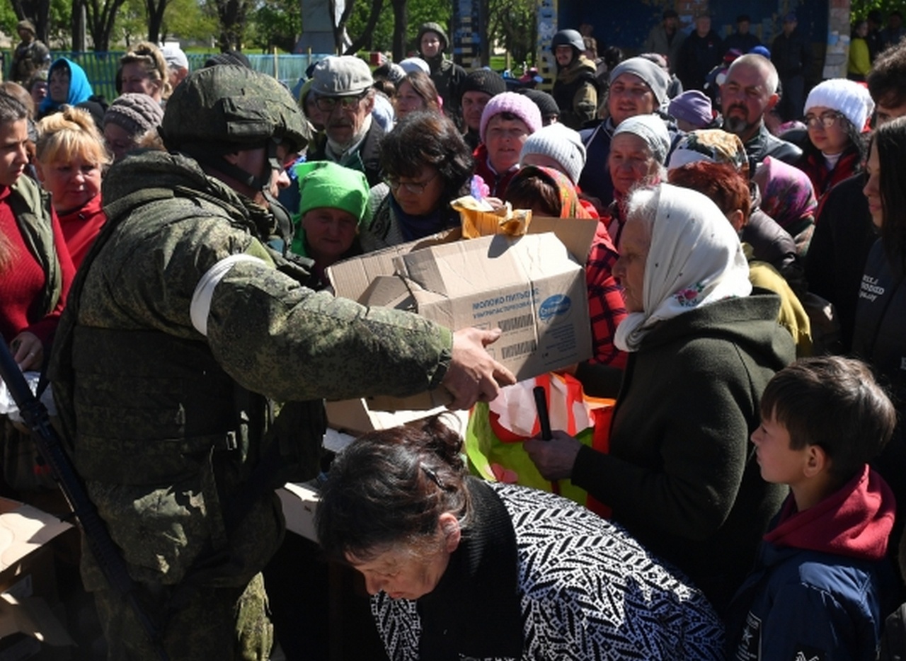 Гуманитарная помощь в освобождённые районы доставляется постоянно, но этого мало.