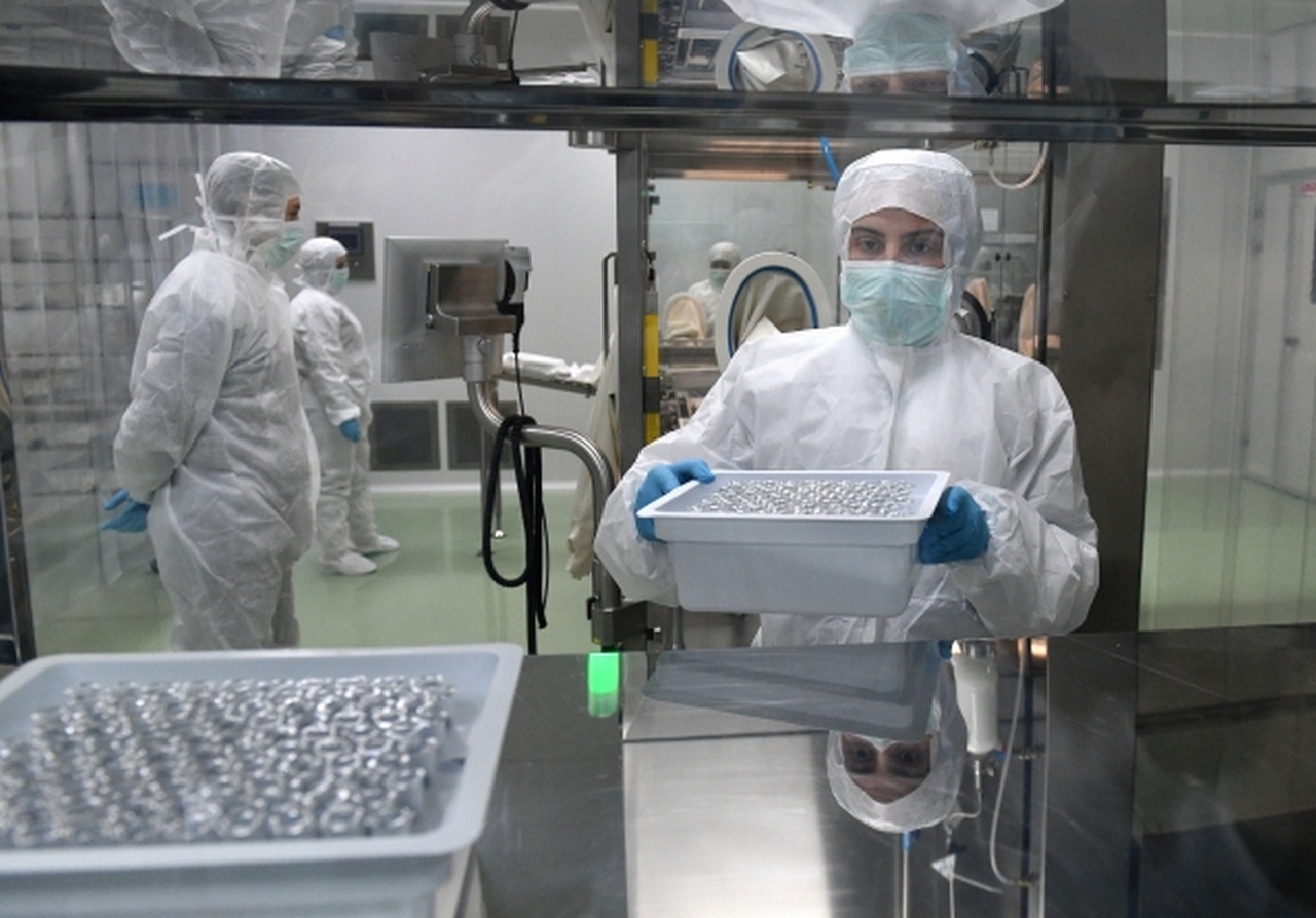 Государственный научный центр вирусологии и биотехнологии «Вектор» в Новосибирске уполномочен ВОЗ для исследований живого вируса натуральной оспы.