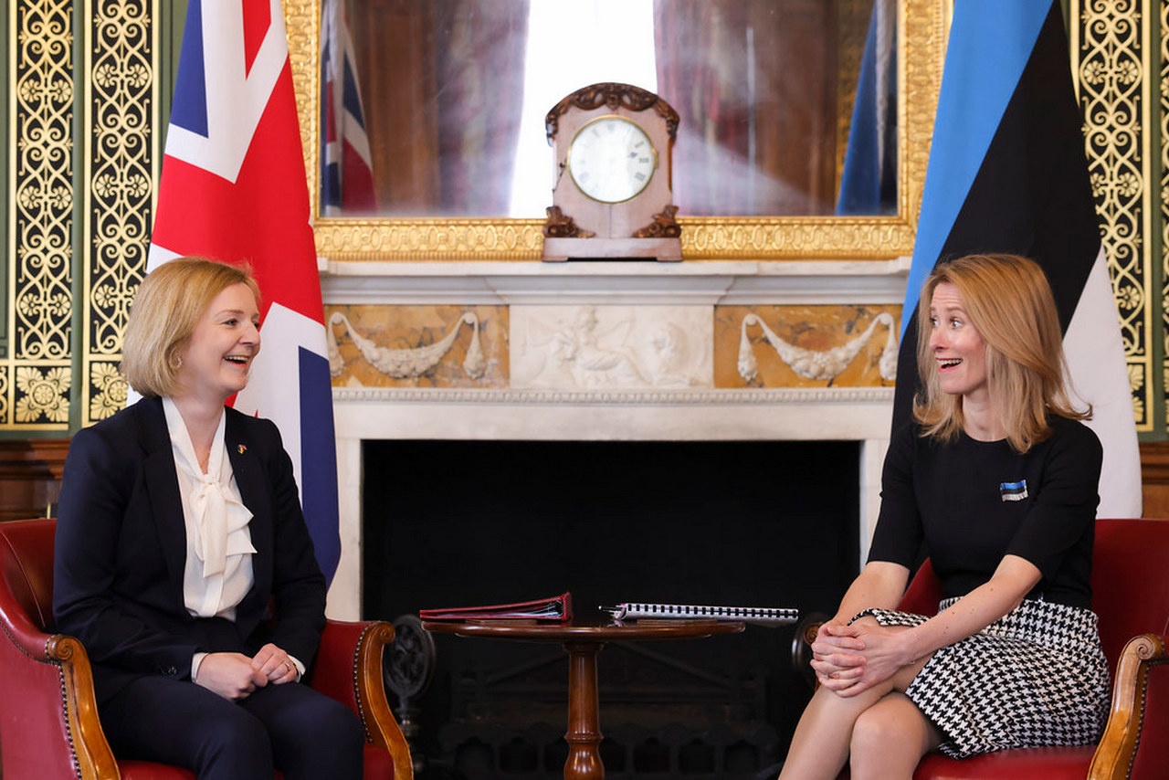 Встреча министра иностранных дел Великобритании Л. Трасс с премьер-министром Эстонии К. Каллас: дамы уверены, что главный враг у них общий - Россия.