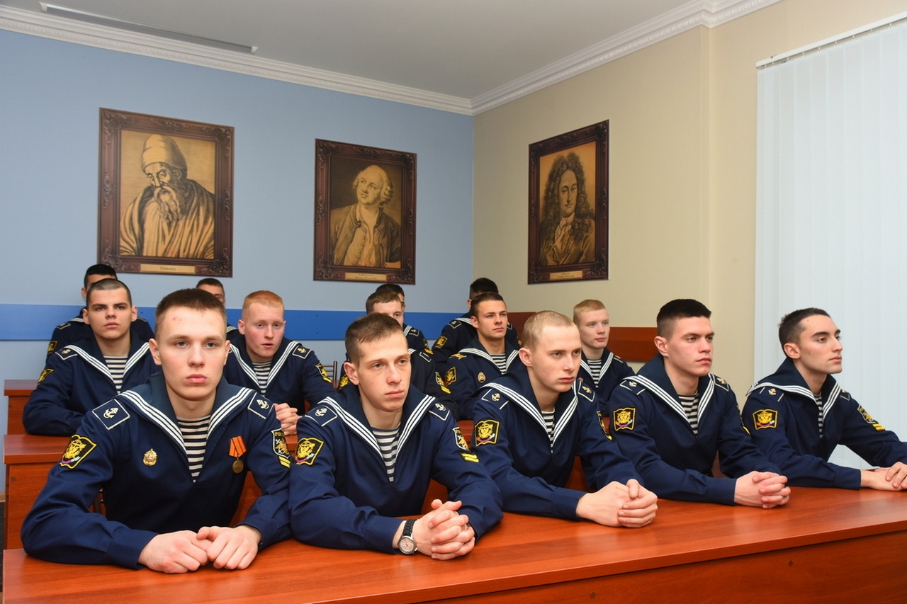 Подготовка офицеров российского флота - многоуровневый, высокотехнологичный и отлаженный механизм.