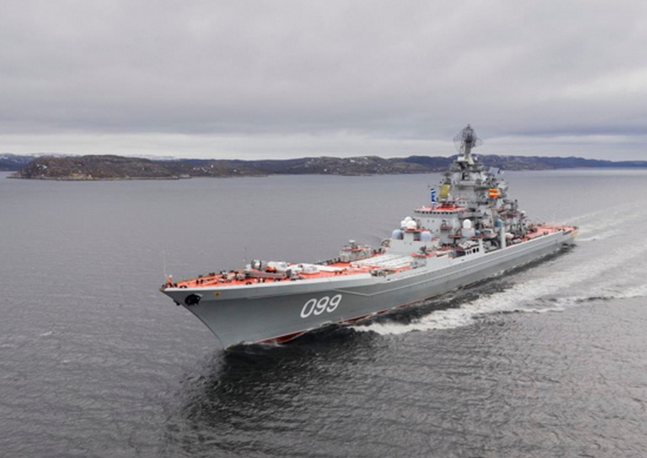 Тяжёлый атомный ракетный крейсер «Пётр Великий».