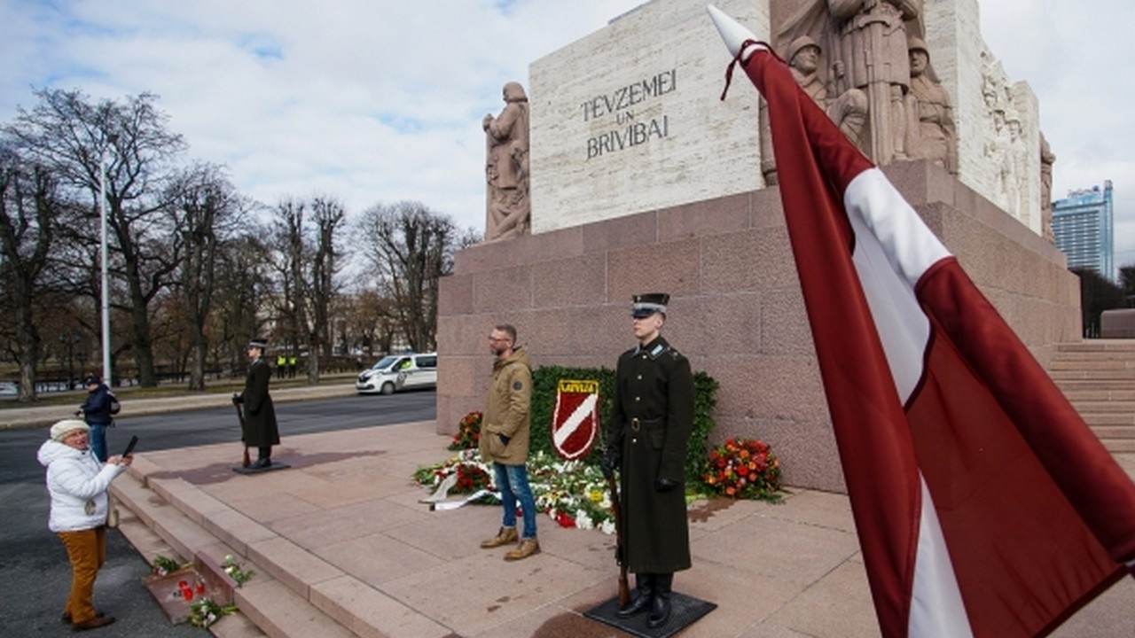Латышская столица в очередной раз чествует своих «героев», солдат и офицеров Латышского легиона СС.