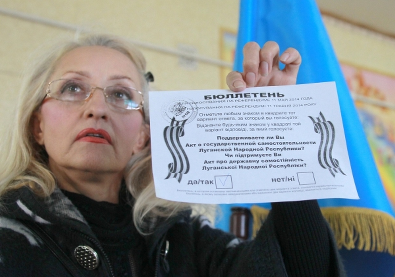 На референдуме о статусе самопровозглашенной Луганской народной республики в мае 2014 г.