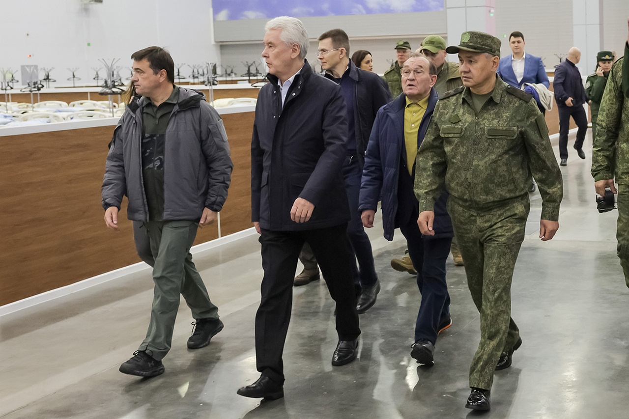 Министр обороны, мэр Москвы и губернатор Московской области проверили подготовку и быт мобилизованных.