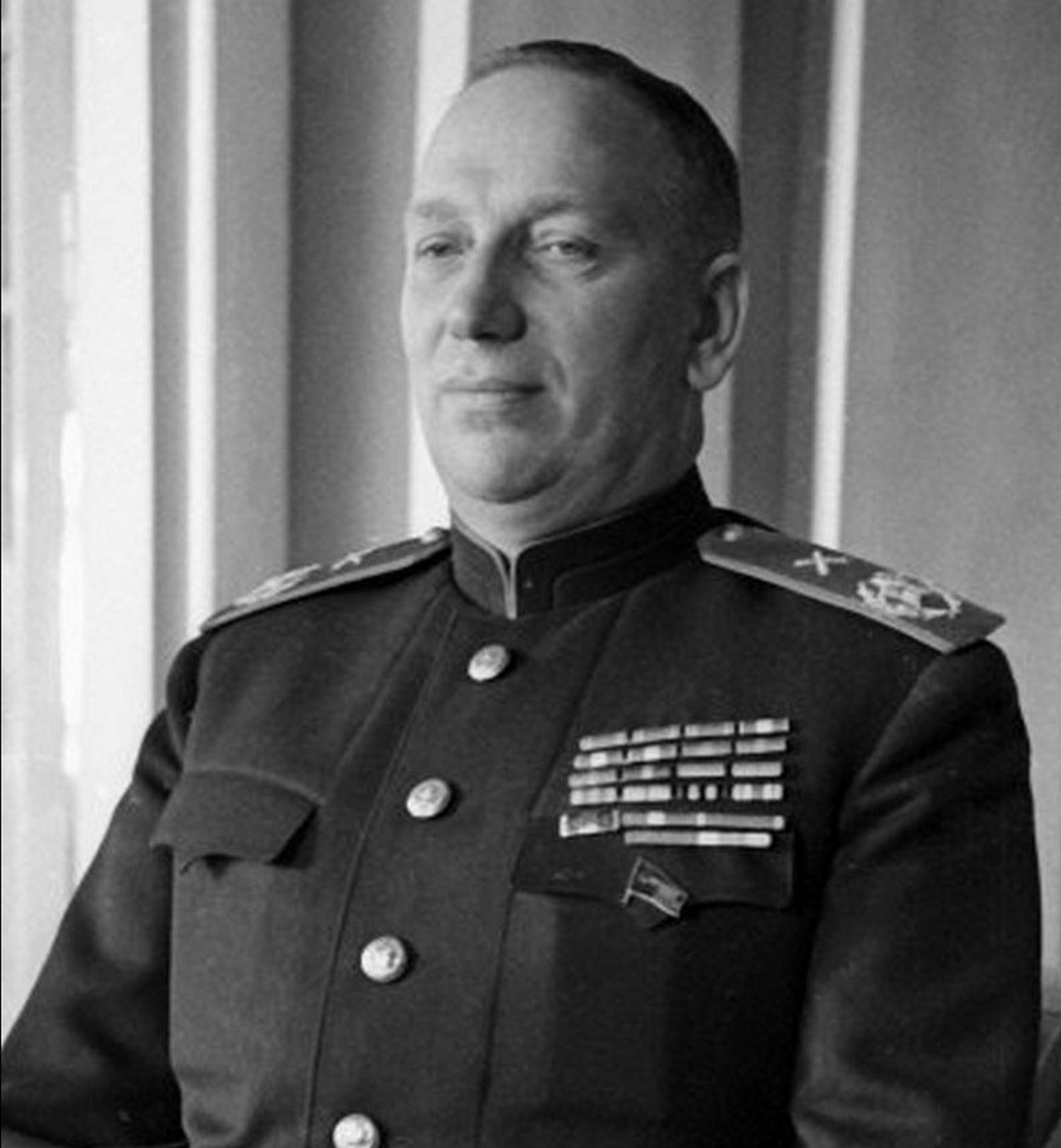 Главный маршал артиллерии Н. Воронов.