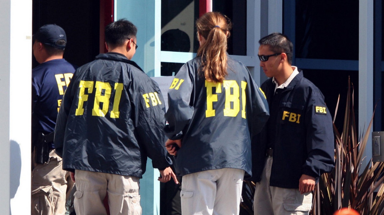 ФБР пытается отразить все внутренние угрозы для страны.