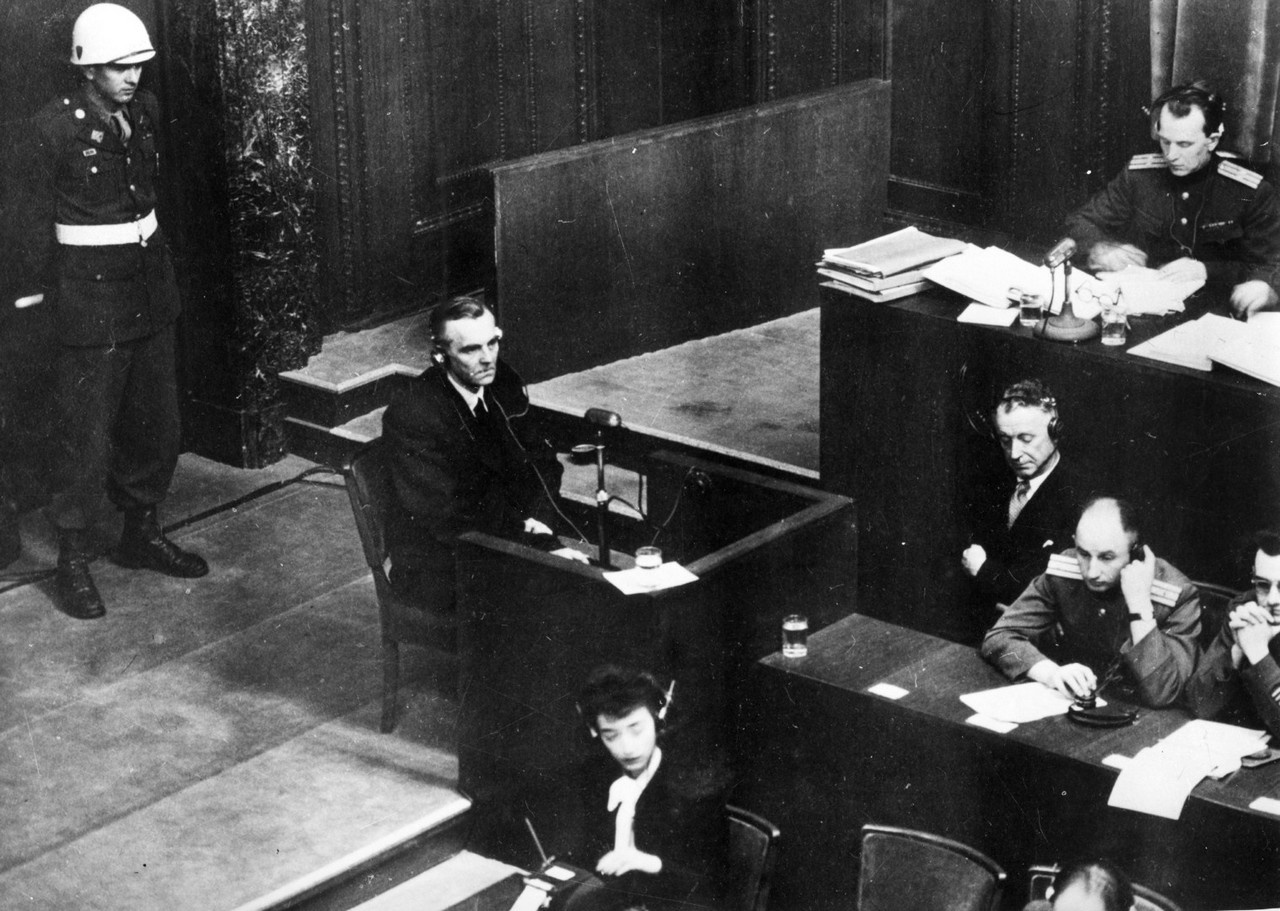 Фельдмаршал Паулюс выступает на Нюрнбергском процессе.
