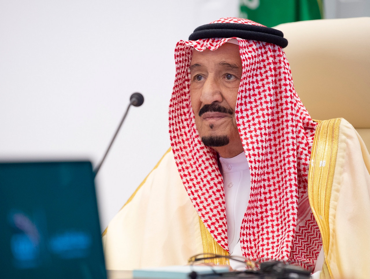Король Сальман бен Абдель Азиз Аль Сауд говорит.