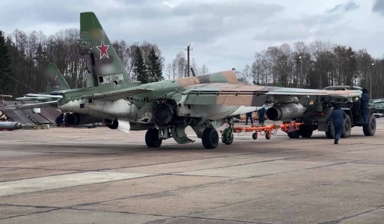 Поразительная живучесть Су-25: после попадания в него ракеты из ПЗРК противника, самолёт приземлился на аэродром.