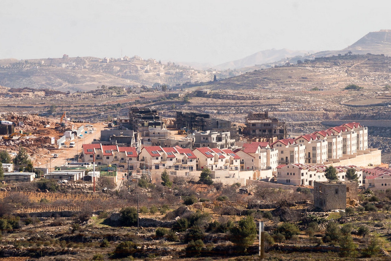 Строительство израильского поселения на Западном берегу реки Иордан.