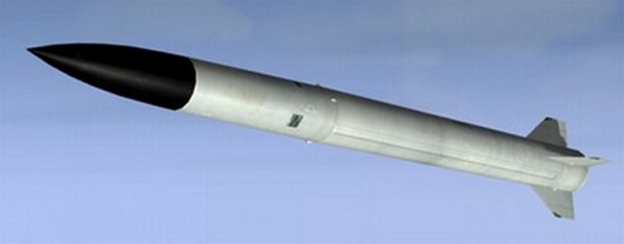 Зенитная управляемая ракета большой дальности 5В55Р.