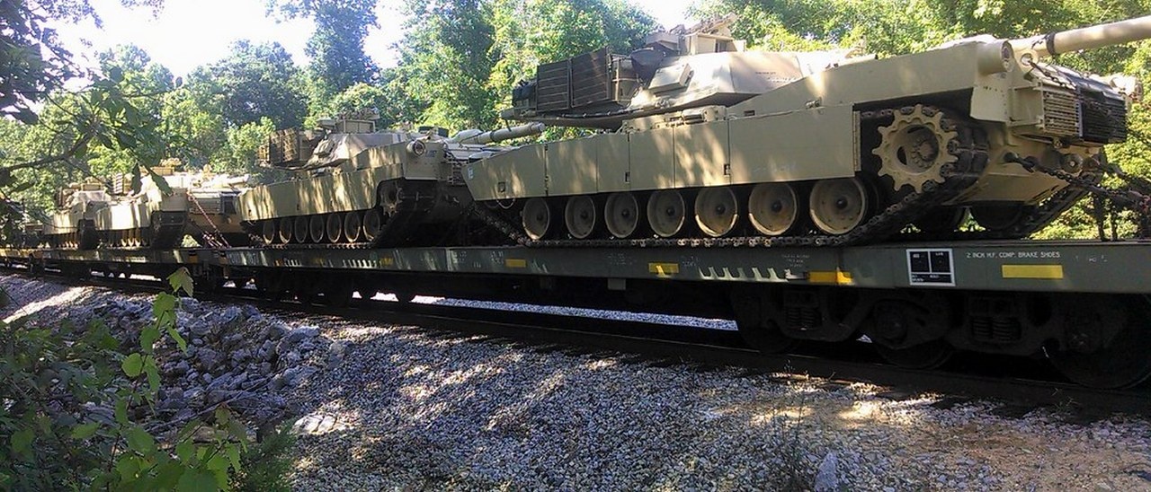 Американцам придётся наращивать выпуск «Абрамсов» взамен европейским танкам, которые неизбежно сгорят на Украине.