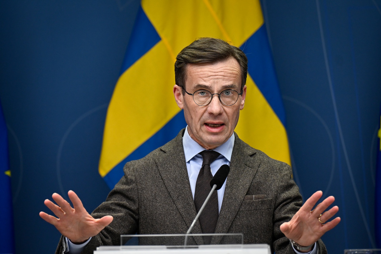 Премьер-министр Швеции Ульф Кристерссон осудил не нарушившее закон сожжение Корана.