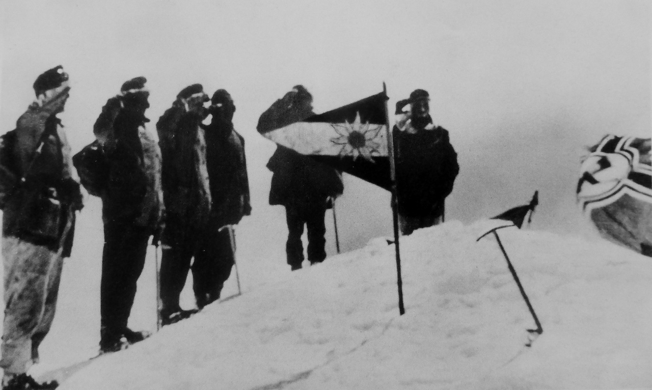 Горные егеря на вершине Эльбруса, август 1942 г.