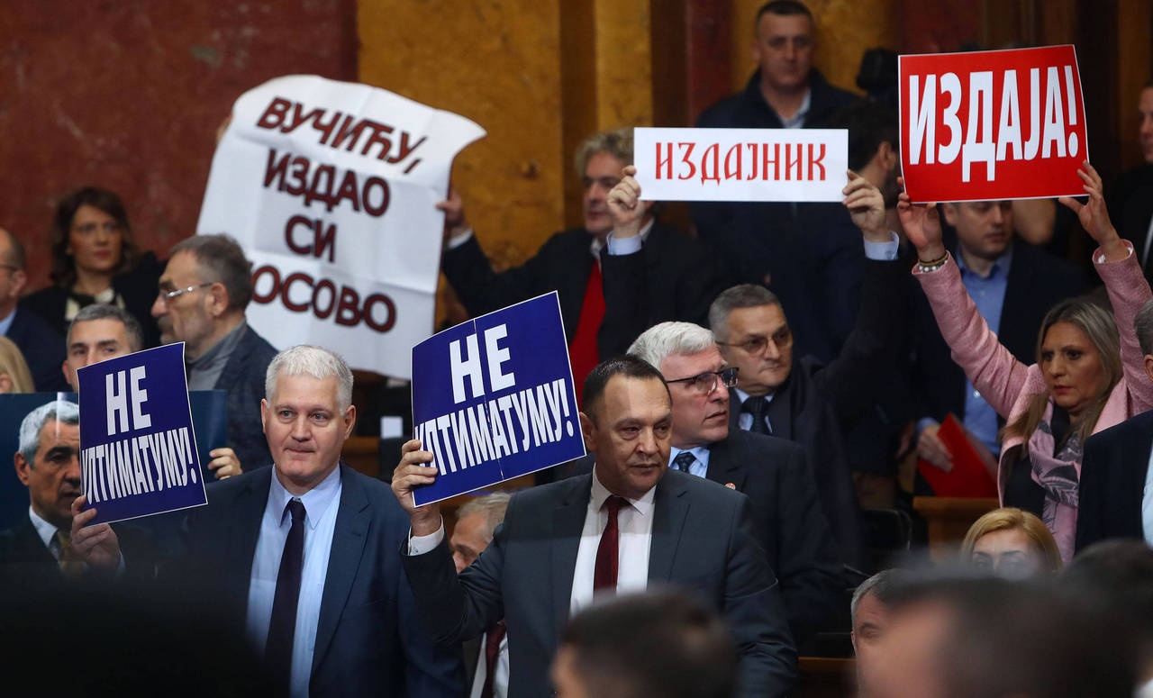 Оппозиционные политики в Скупщине выступают против европейского плана соглашения по Косово.