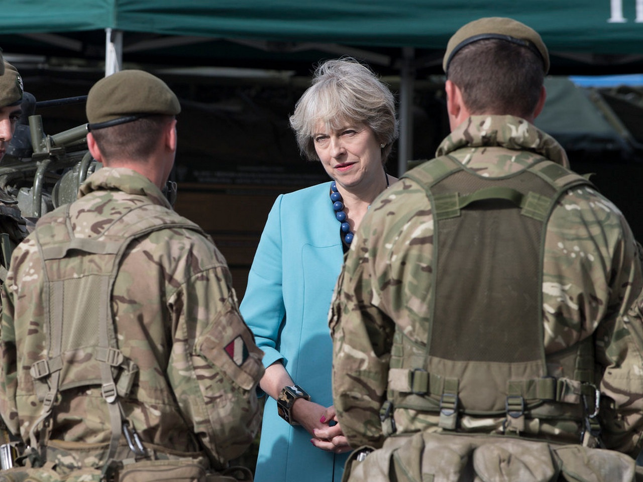 Тереза Мэй видела обеспечение британских интересов в мире с помощью вооружённых сил.