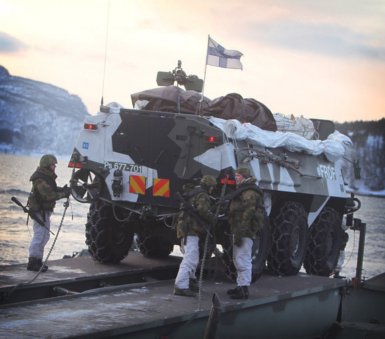 До последнего времени армия Суоми была частично оснащена российской боевой техникой, теперь ей предстоит масштабное перевооружение под стандарты НАТО.