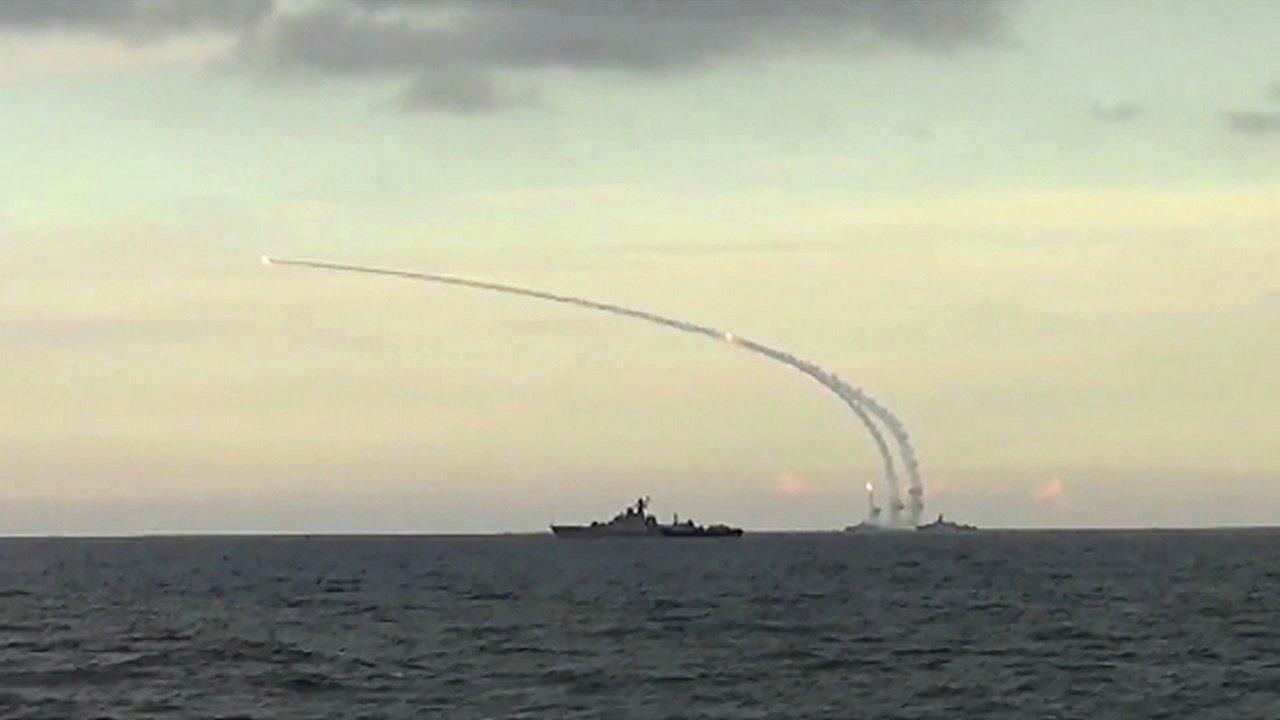 Каспийская флотилия: гарант мира на «море мира»