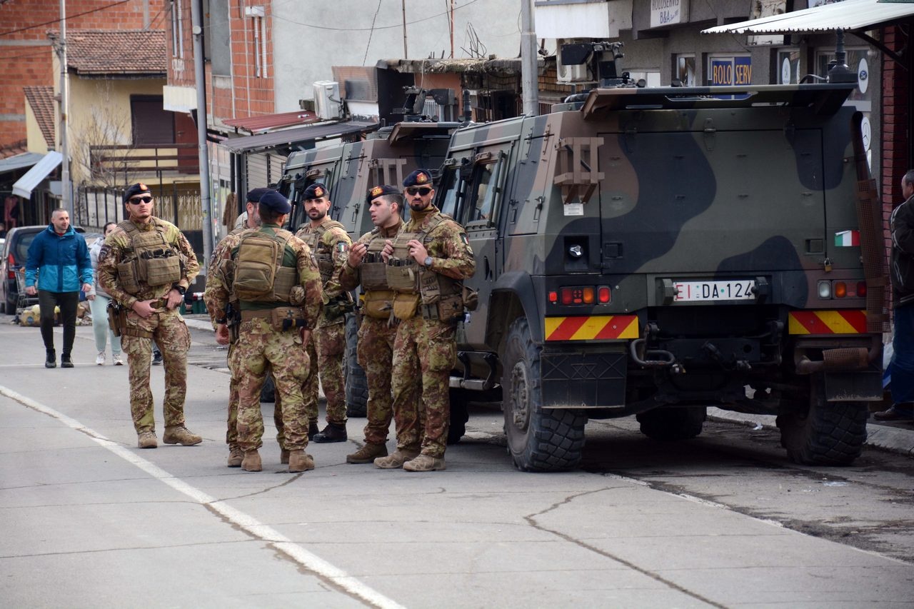 Миротворцев в Косово хоть отбавляй, вот только спокойнее там не стало.