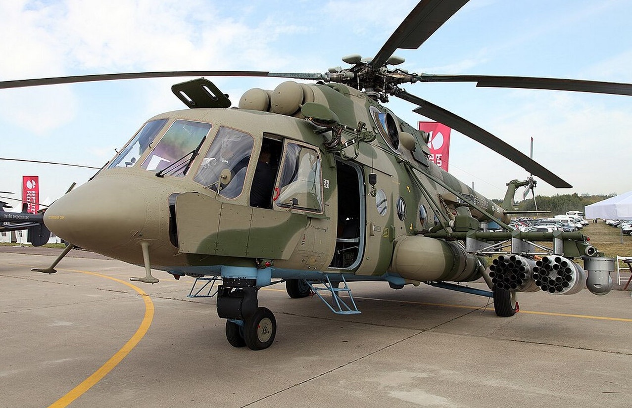 Вертолёт Ми-8АМТШ, оснащённый бортовым комплексом обороны «Витебск Л-370».