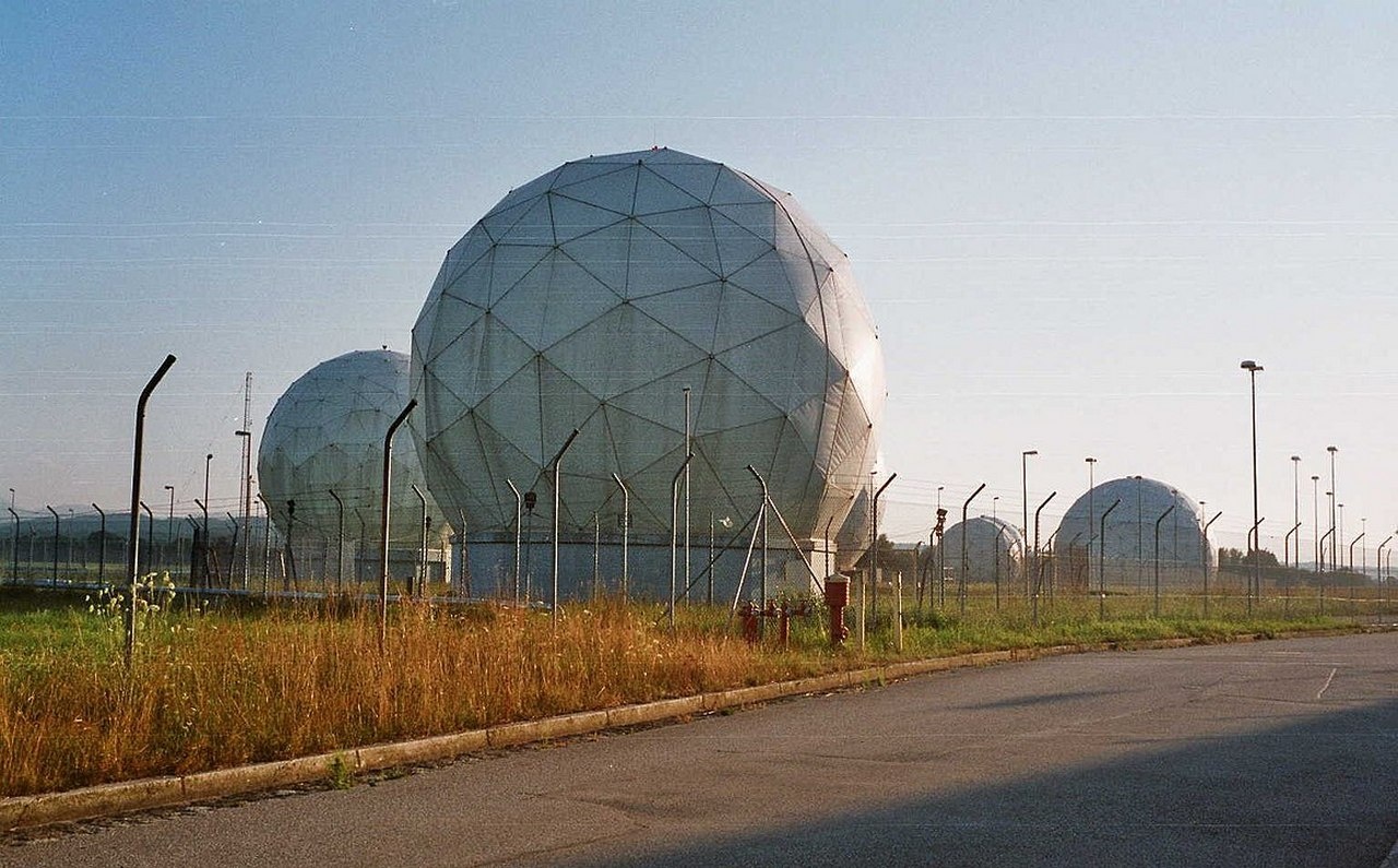 Центр телекоммуникационного трафика Федеральной разведывательной службы Германии (БНД).