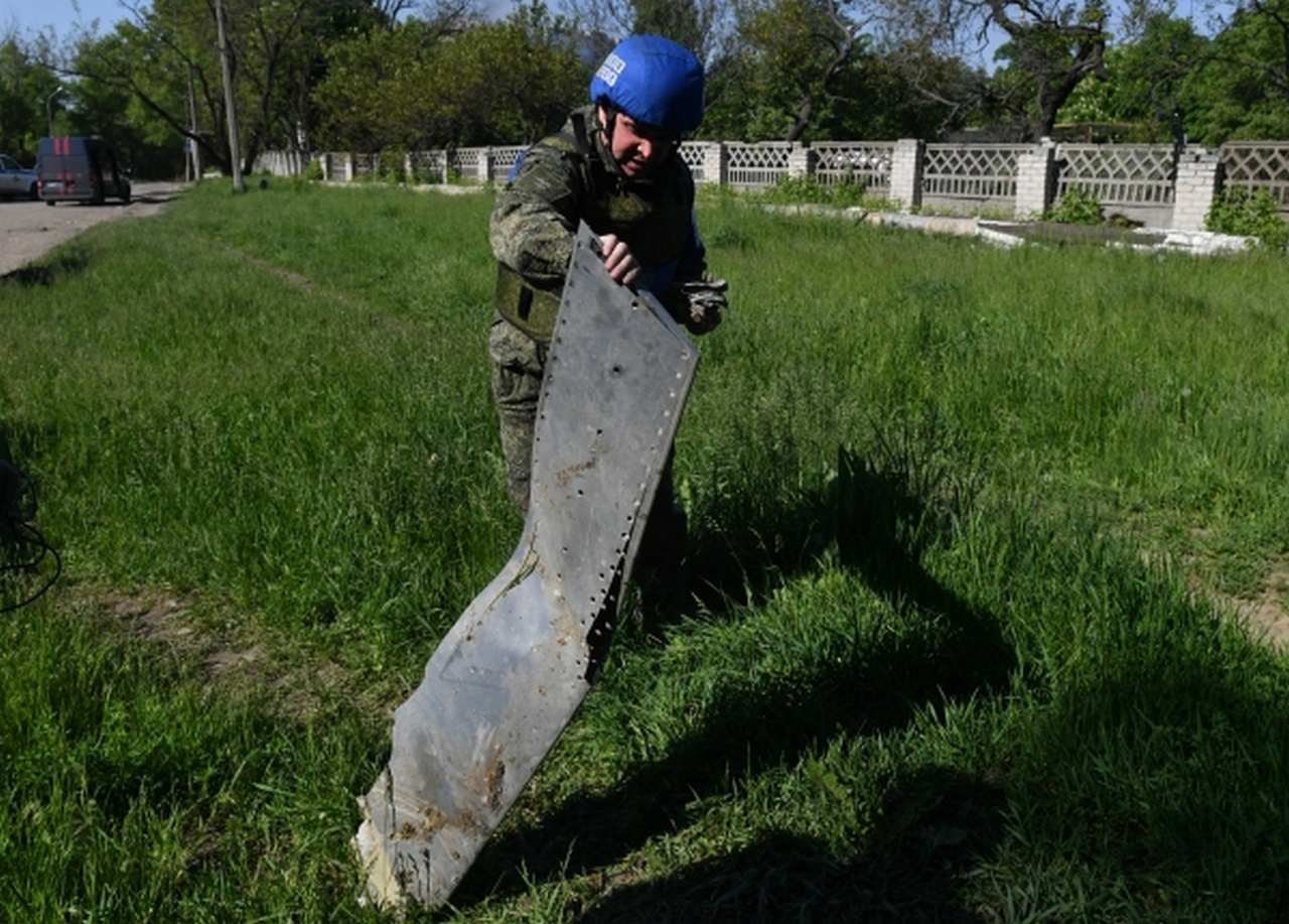 Вооружённые формирования Украины наносят удары по Луганску с применением крылатых ракет Storm Shadow, 15 мая 2023 г.