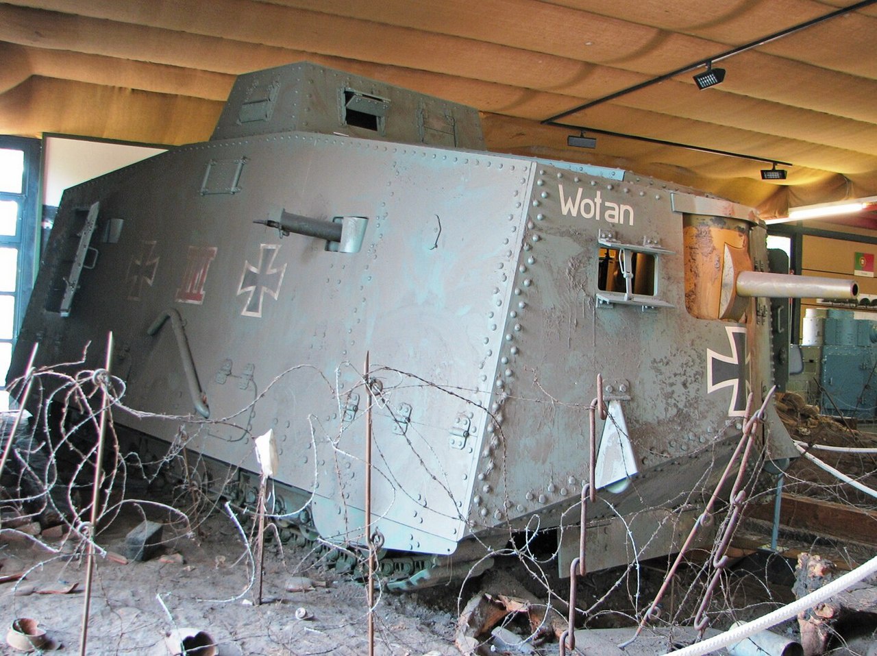 Германский танк A7V «Wotan».